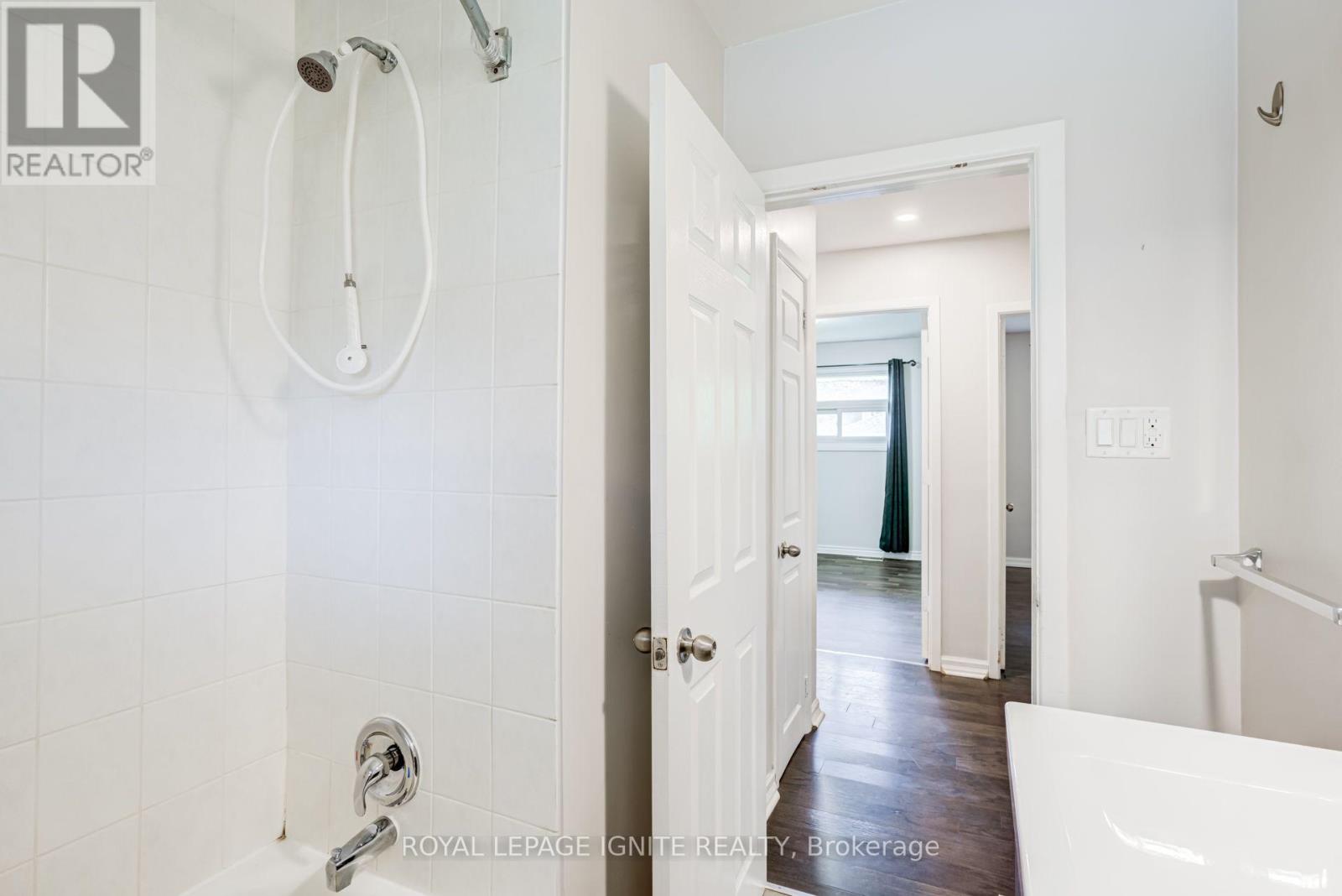 620 Central Park Boulevard N, Oshawa, Ontario  L1G 6A4 - Photo 39 - E13821022