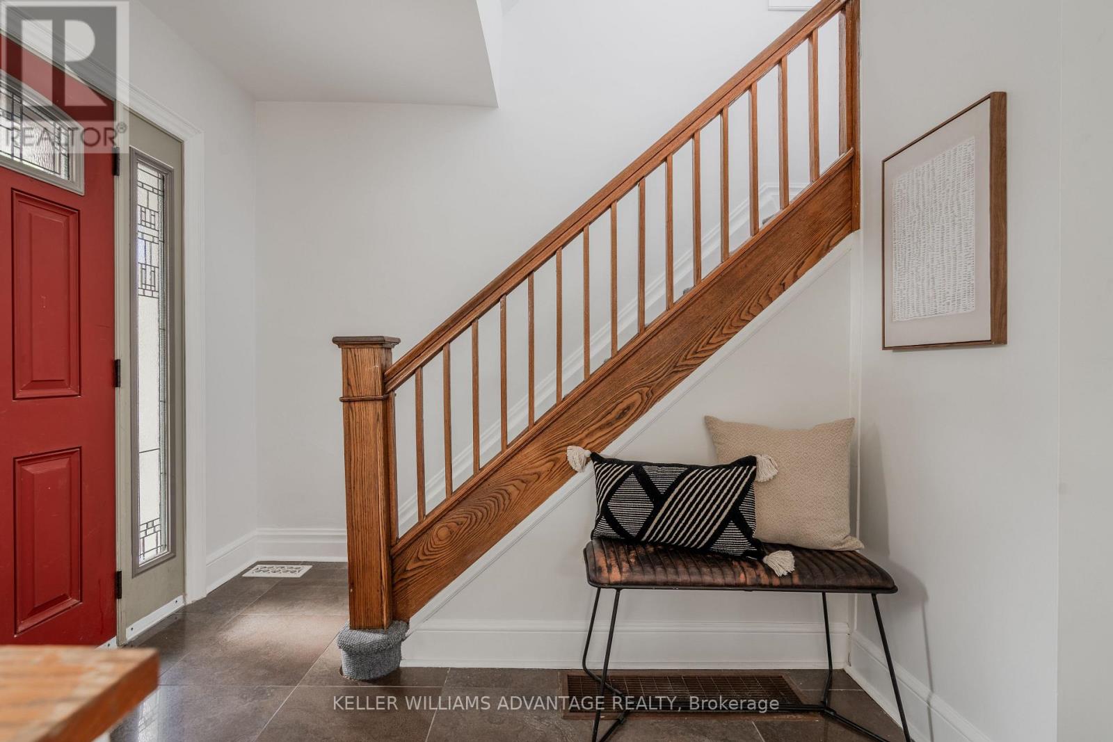 5 Hemlock Avenue, Toronto, Ontario  M4L 3E9 - Photo 15 - E13821056