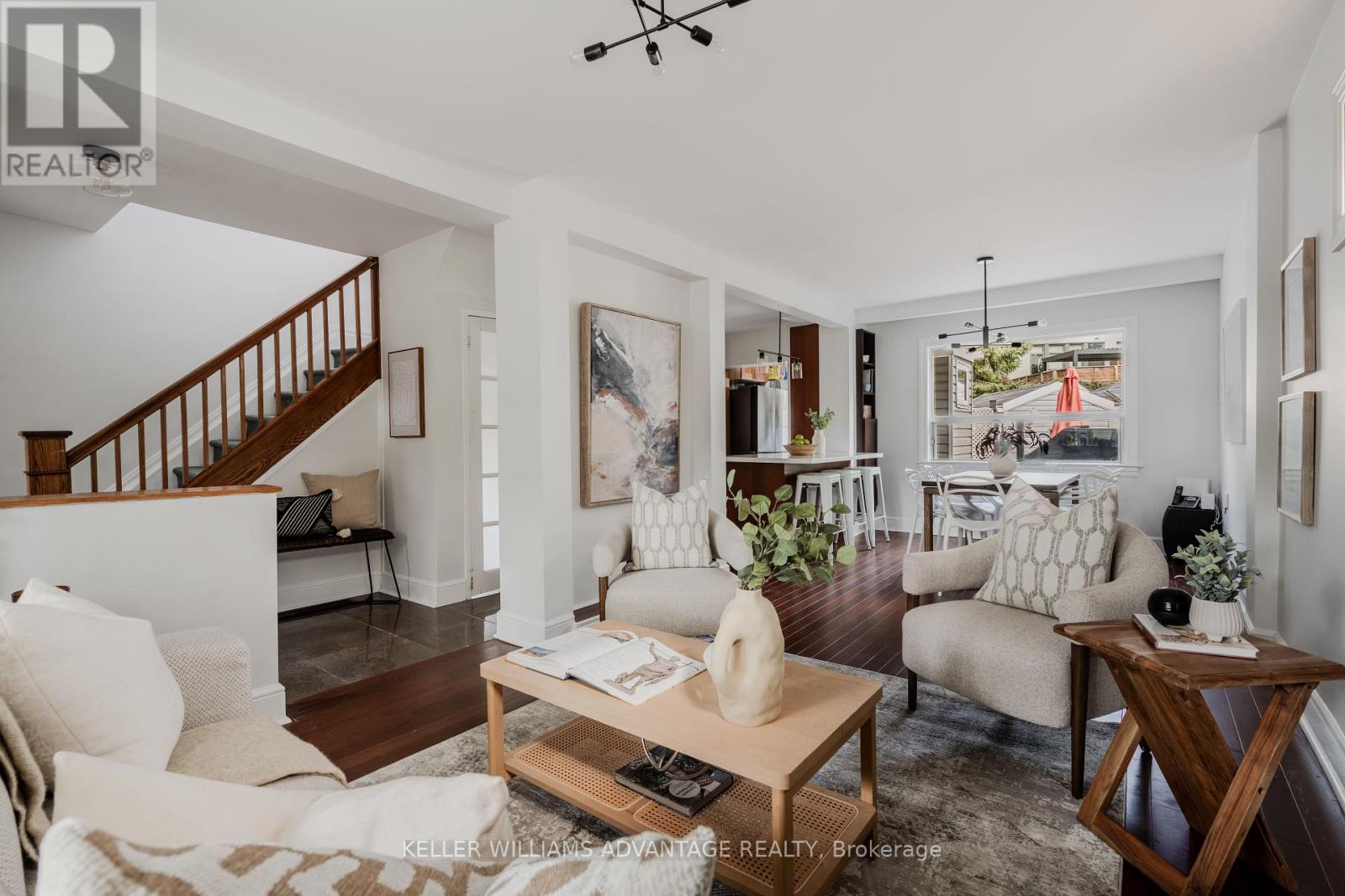 5 Hemlock Avenue, Toronto, Ontario  M4L 3E9 - Photo 6 - E13821056