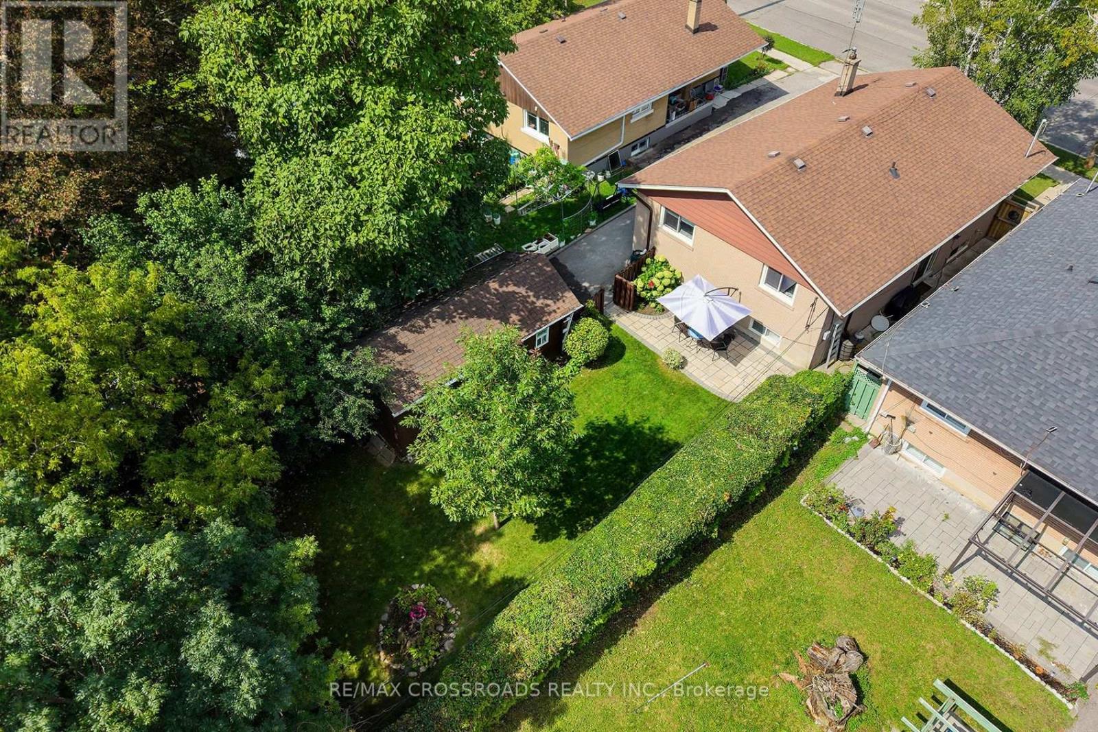 887 Brimorton Drive, Toronto, Ontario  M1G 2T8 - Photo 31 - E13821062