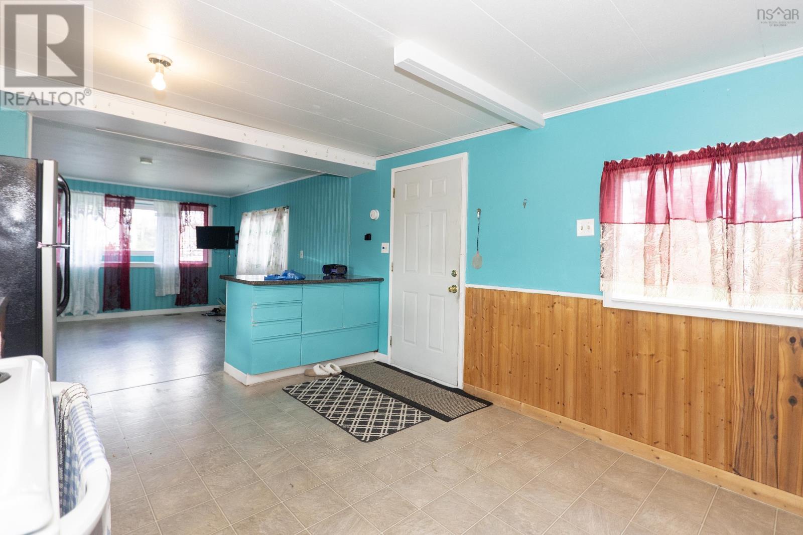 21 Harrison Avenue, Springhill, Nova Scotia  B0M 1X0 - Photo 10 - 202624178
