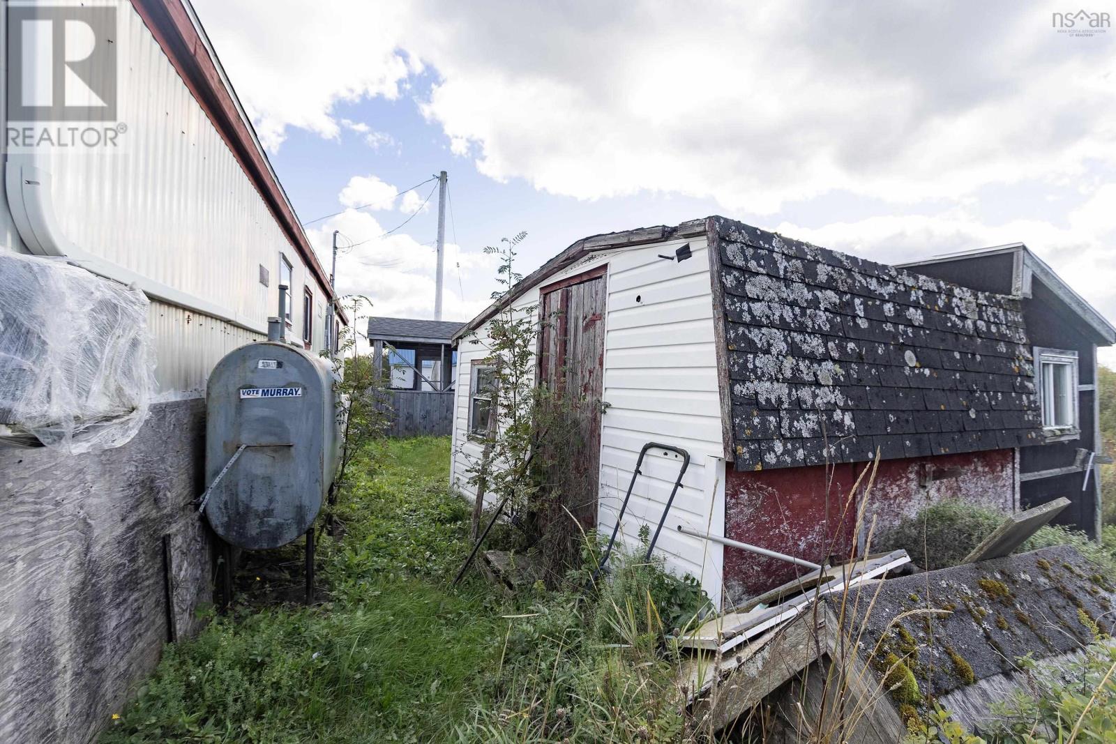 21 Harrison Avenue, Springhill, Nova Scotia  B0M 1X0 - Photo 7 - 202624178