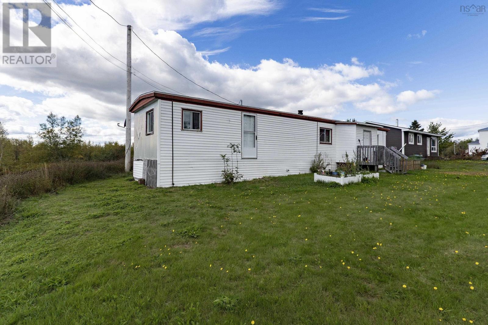 21 Harrison Avenue, Springhill, Nova Scotia  B0M 1X0 - Photo 2 - 202624178