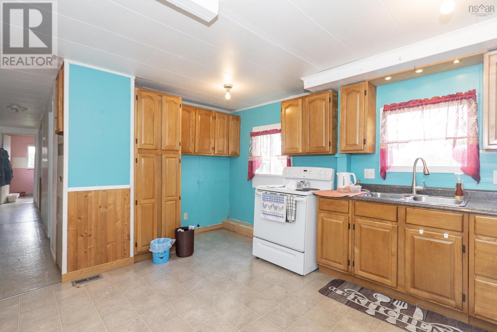 21 Harrison Avenue, Springhill, Nova Scotia  B0M 1X0 - Photo 9 - 202624178