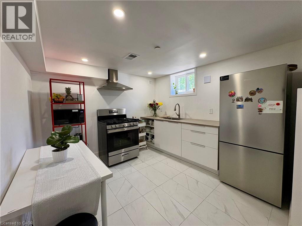 36 Gilbert Avenue Unit# Lower, Ancaster, Ontario  L9G 1R4 - Photo 4 - 40836088