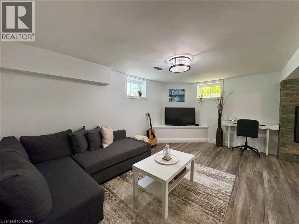 36 Gilbert Avenue Unit# Lower, Ancaster, Ontario  L9G 1R4 - Photo 6 - 40836088