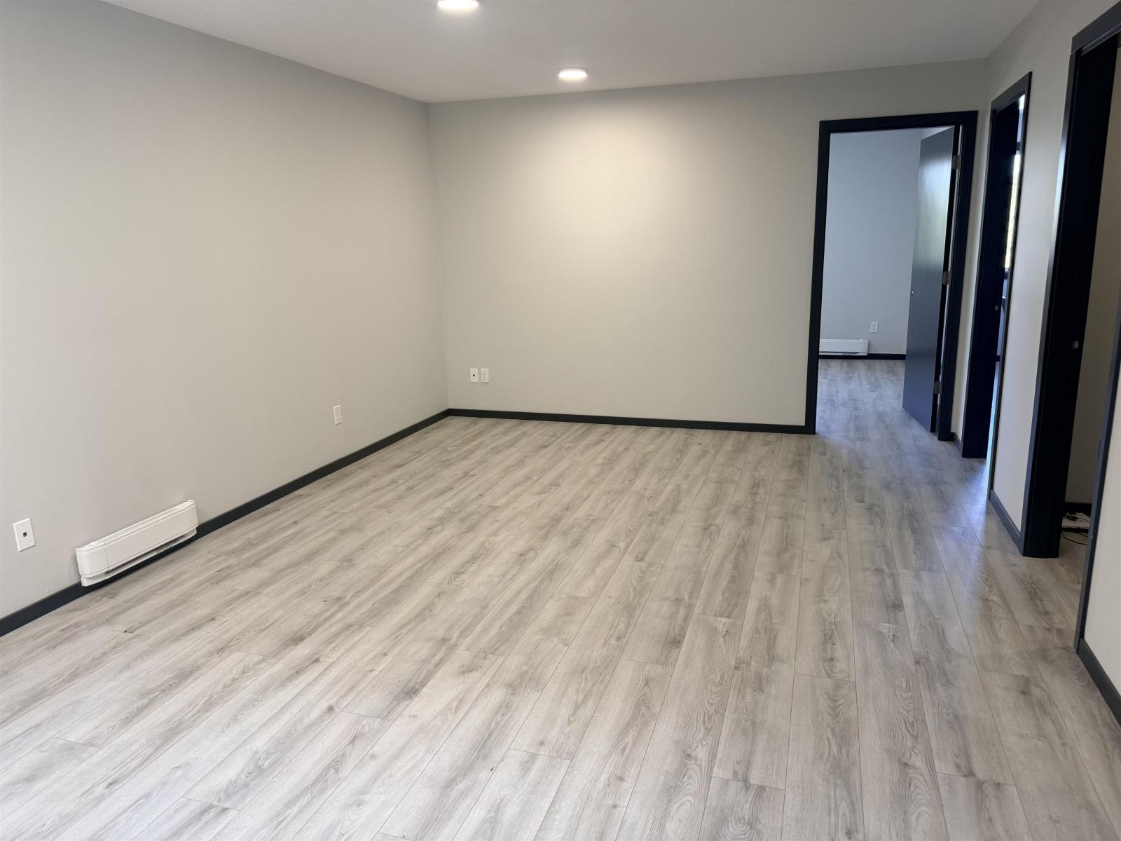 205 27115 Fraser Highway, Langley, British Columbia  V2W 1V6 - Photo 2 - C8082270