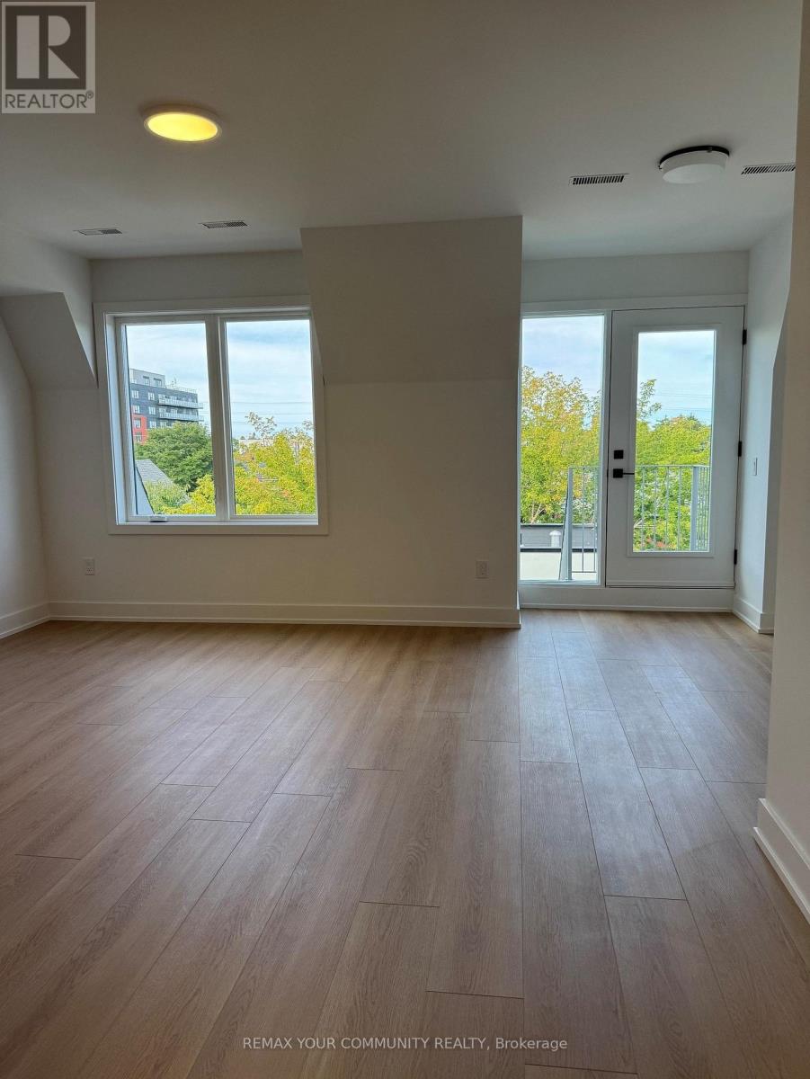 3 - 222 Belgravia Avenue, Toronto, Ontario  M6E 2M8 - Photo 5 - W13811470
