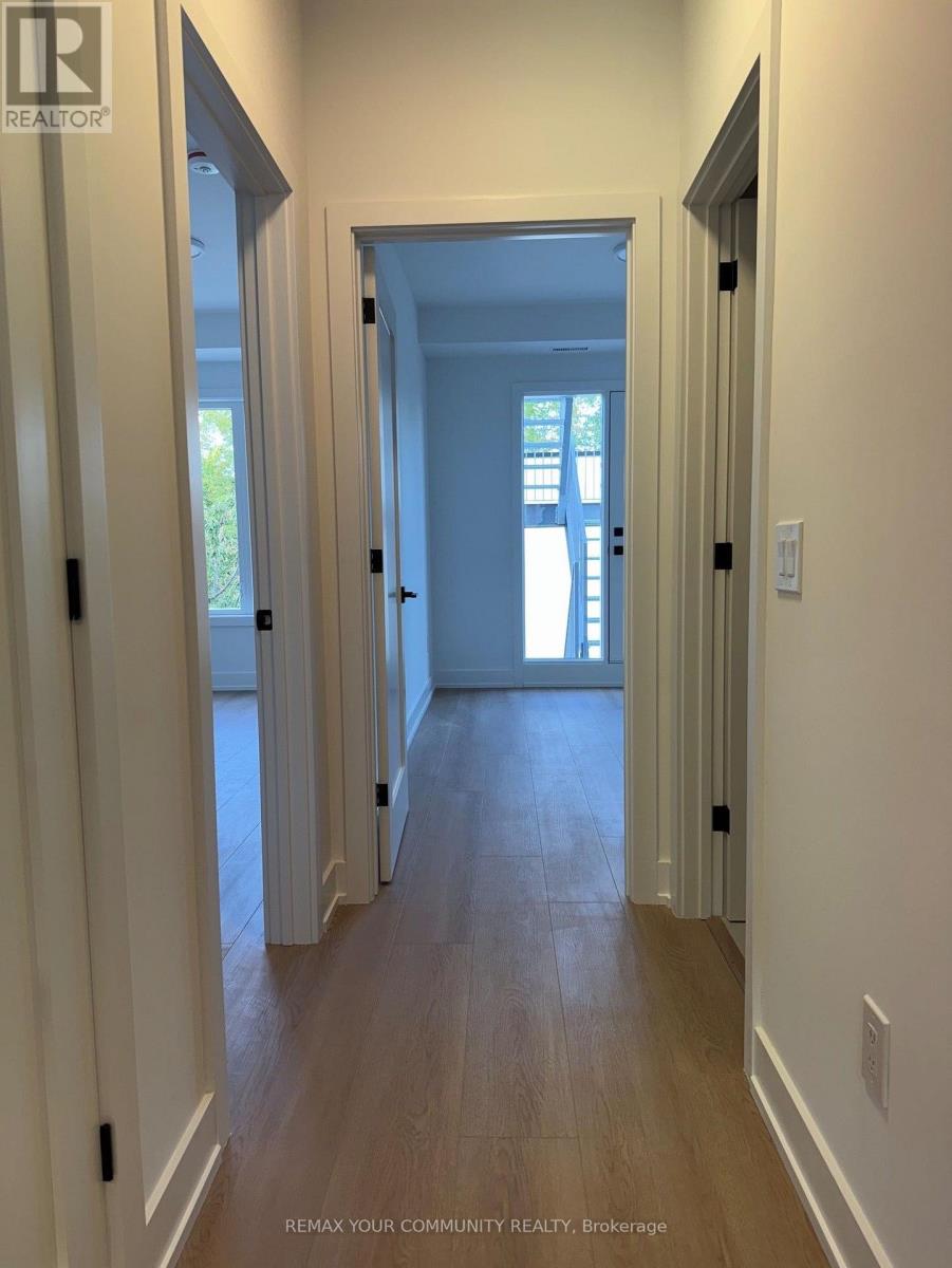 3 - 222 Belgravia Avenue, Toronto, Ontario  M6E 2M8 - Photo 8 - W13811470