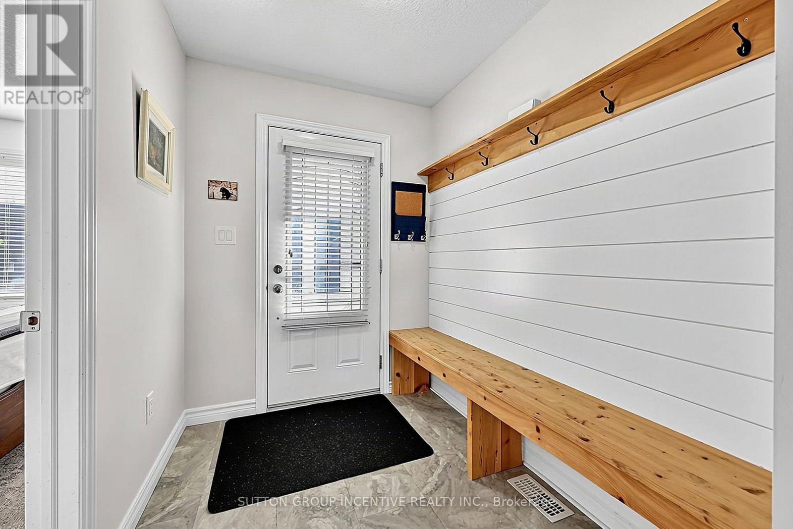 95 Lucy Lane, Orillia, Ontario  L3V 7A8 - Photo 3 - S13821130