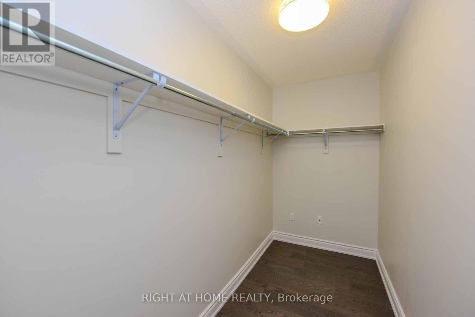 903 Blyleven Boulevard, Mississauga, Ontario  L5V 2J3 - Photo 21 - W13821080