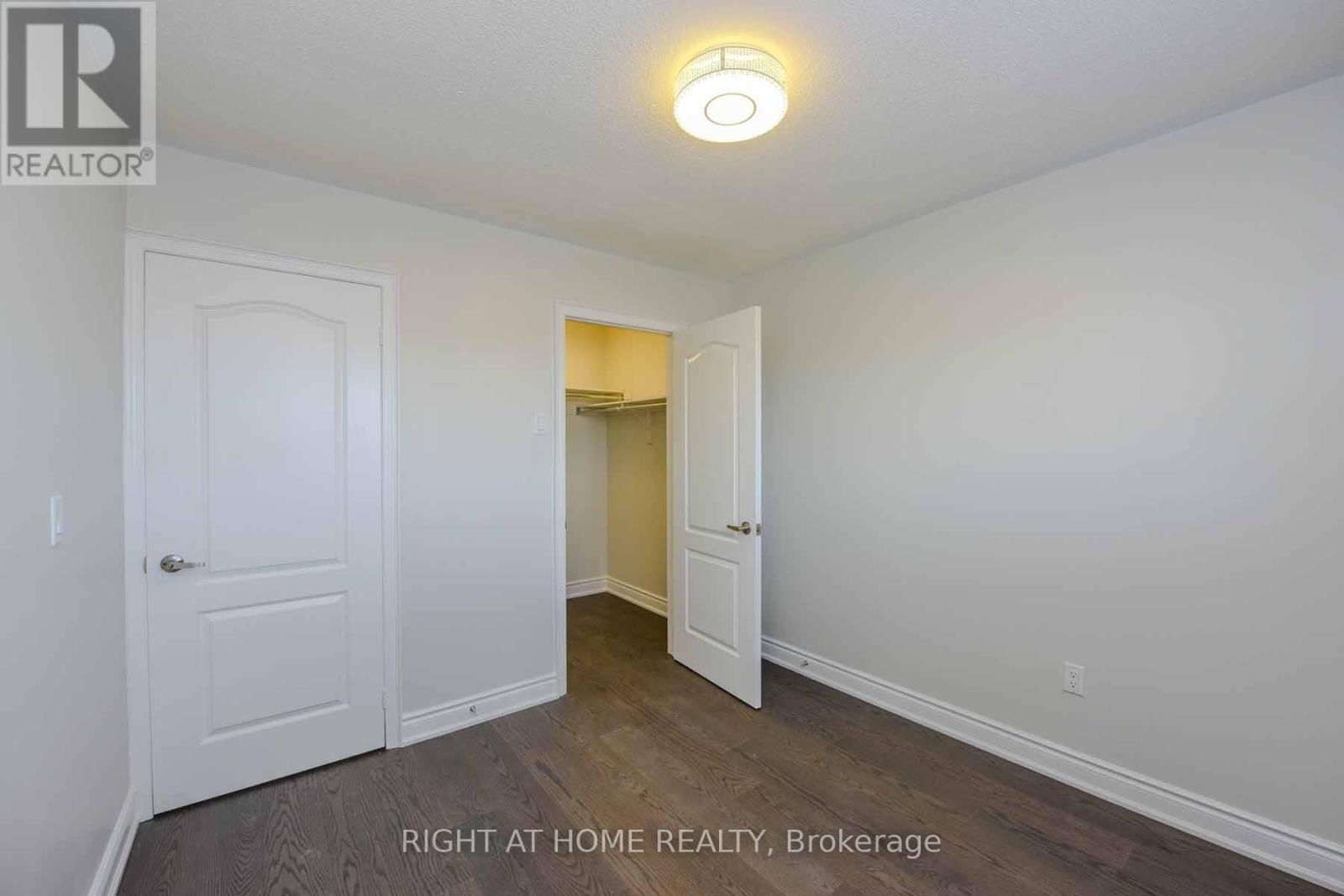 903 Blyleven Boulevard, Mississauga, Ontario  L5V 2J3 - Photo 25 - W13821080