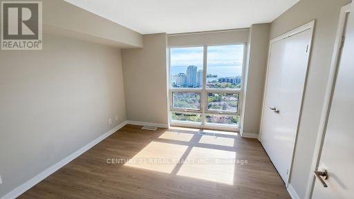 2705 - 155 Legion Road N, Toronto, Ontario  M8Y 0A7 - Photo 12 - W13821084