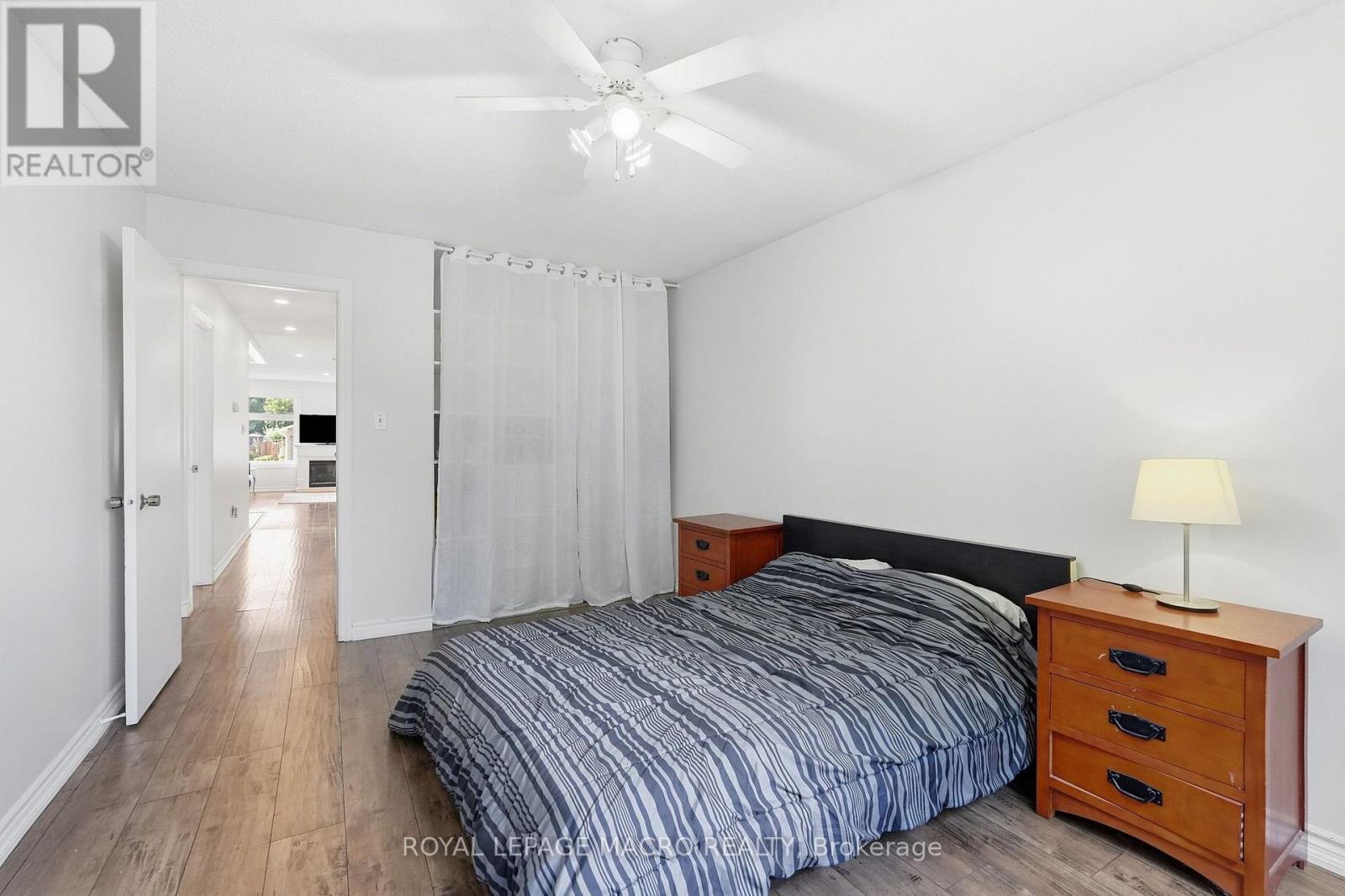 2328 Malcolm Crescent, Burlington, Ontario  L7P 4H4 - Photo 18 - W13821088