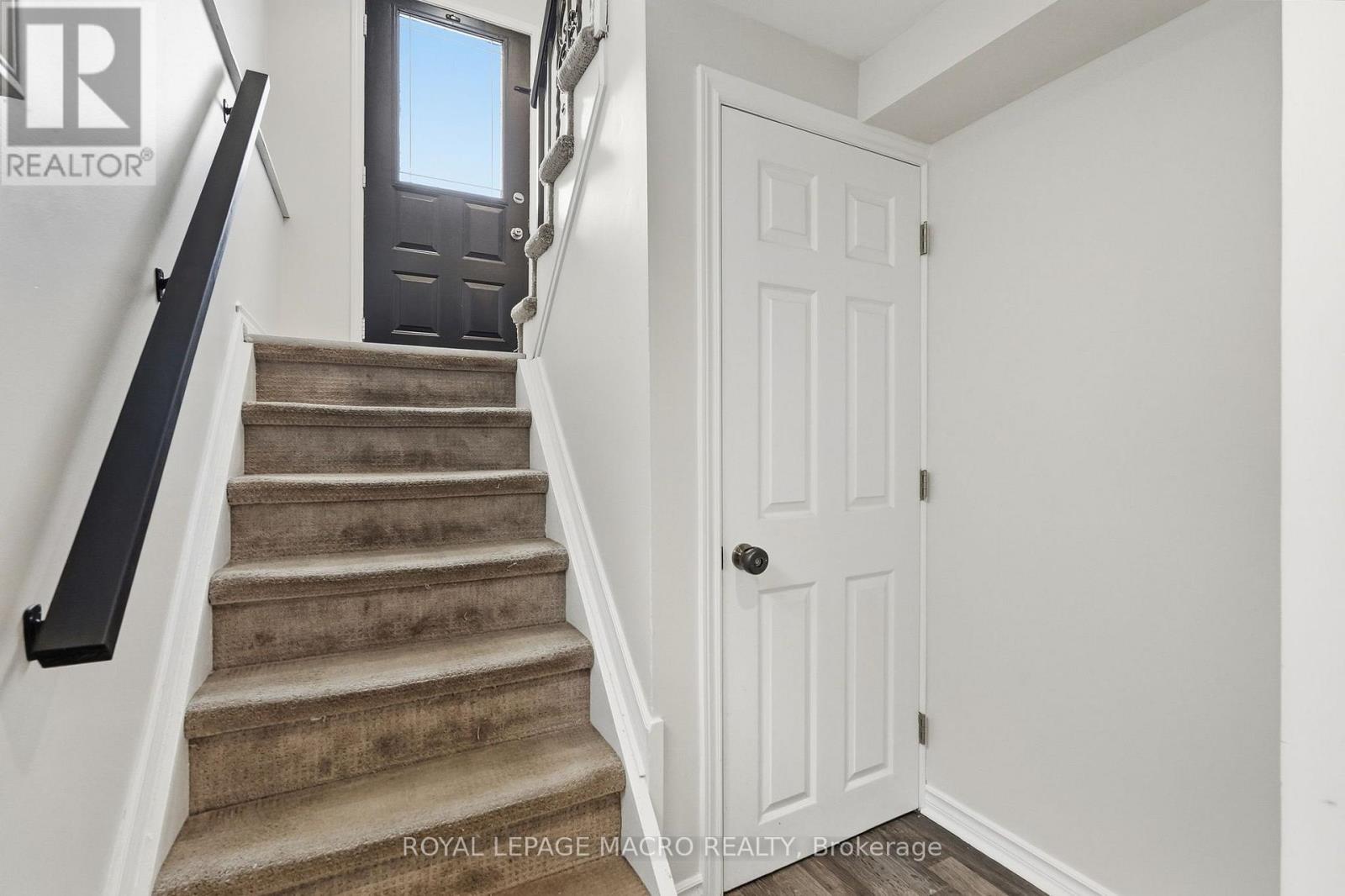 2328 Malcolm Crescent, Burlington, Ontario  L7P 4H4 - Photo 24 - W13821088