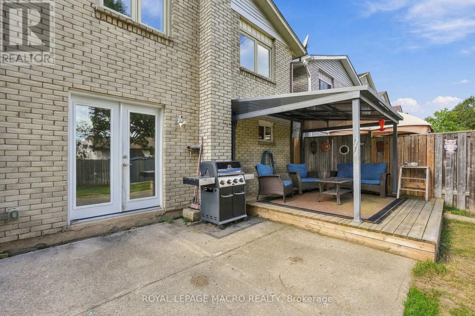 2328 Malcolm Crescent, Burlington, Ontario  L7P 4H4 - Photo 37 - W13821088