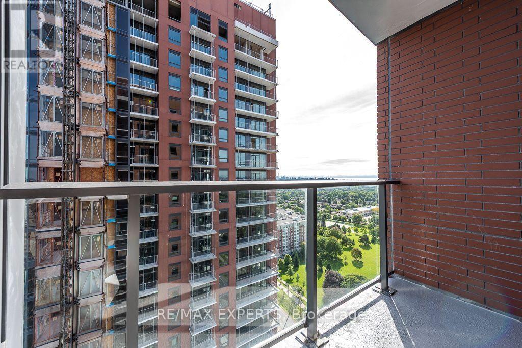 2222 - 4010 Eglinton Avenue W, Toronto, Ontario  M9A 0G5 - Photo 19 - W13821102