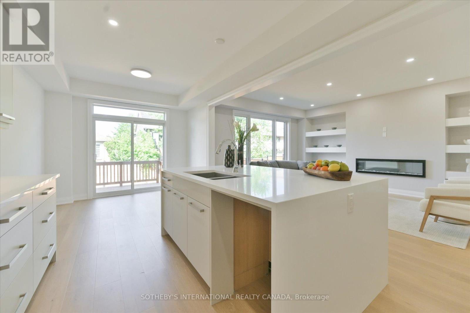 518 Markay Common, Burlington, Ontario  L7S 0A6 - Photo 15 - W13821108