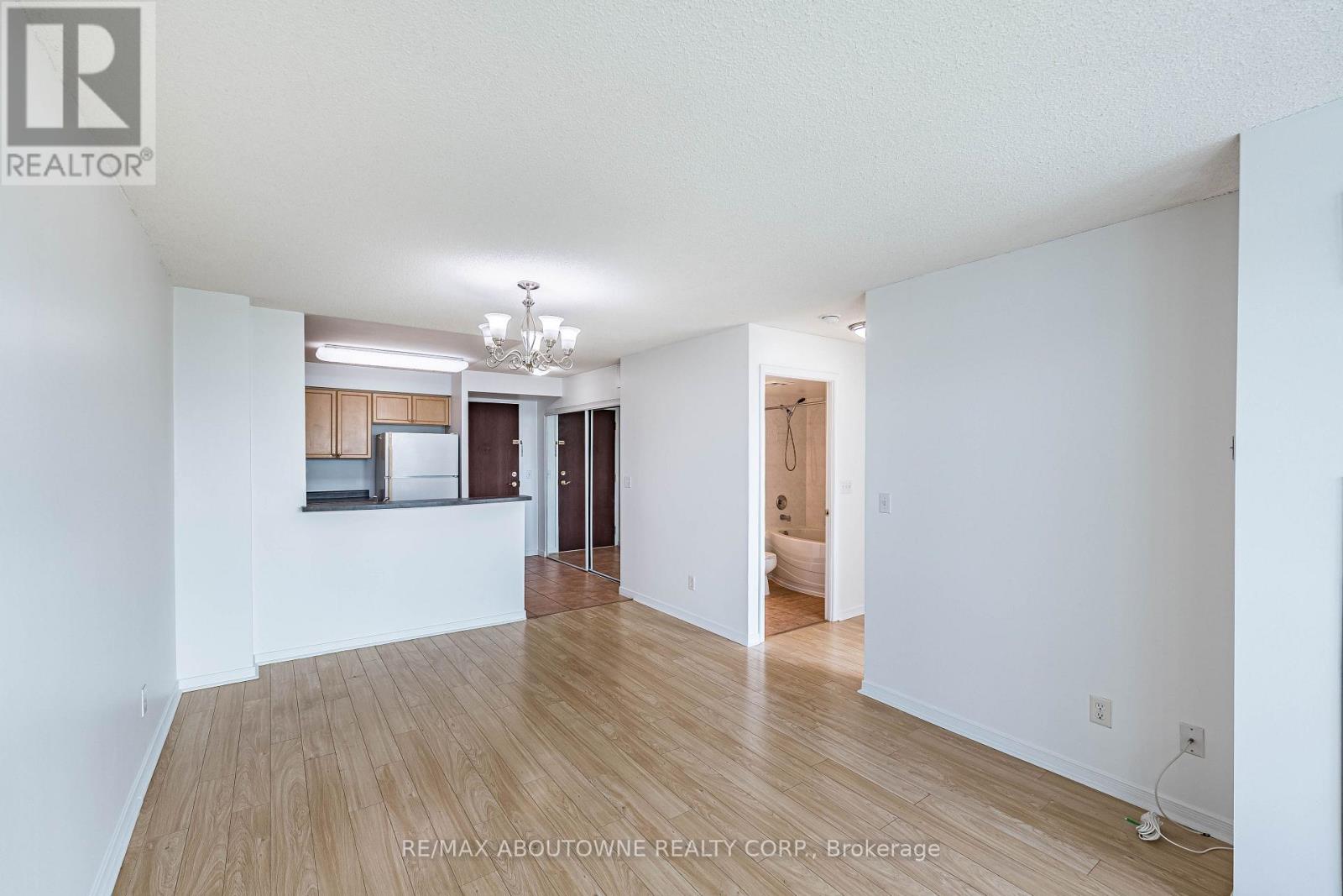 1102 - 2585 Erin Centre Boulevard, Mississauga, Ontario  L5M 6Z7 - Photo 15 - W13821150