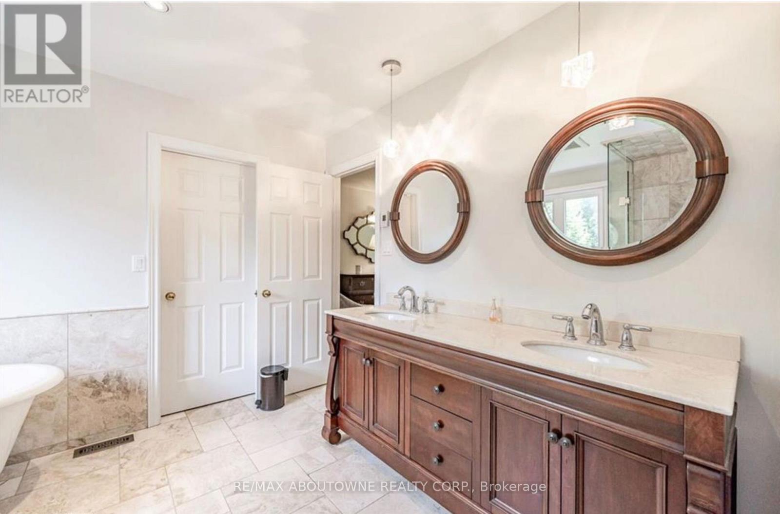 500 Blenheim Crescent, Oakville, Ontario  L6J 6P7 - Photo 25 - W13821154