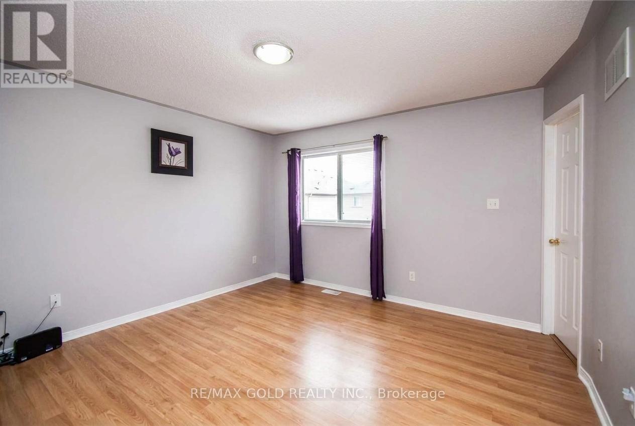 35 Ridgefield Court, Brampton, Ontario  L6P 1B4 - Photo 14 - W13821172