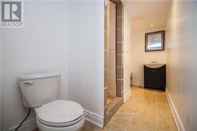 35 Ridgefield Court, Brampton, Ontario  L6P 1B4 - Photo 17 - W13821172