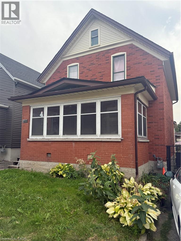 429 Park Street, Kitchener, Ontario  N2G 1N4 - Photo 1 - 40864659