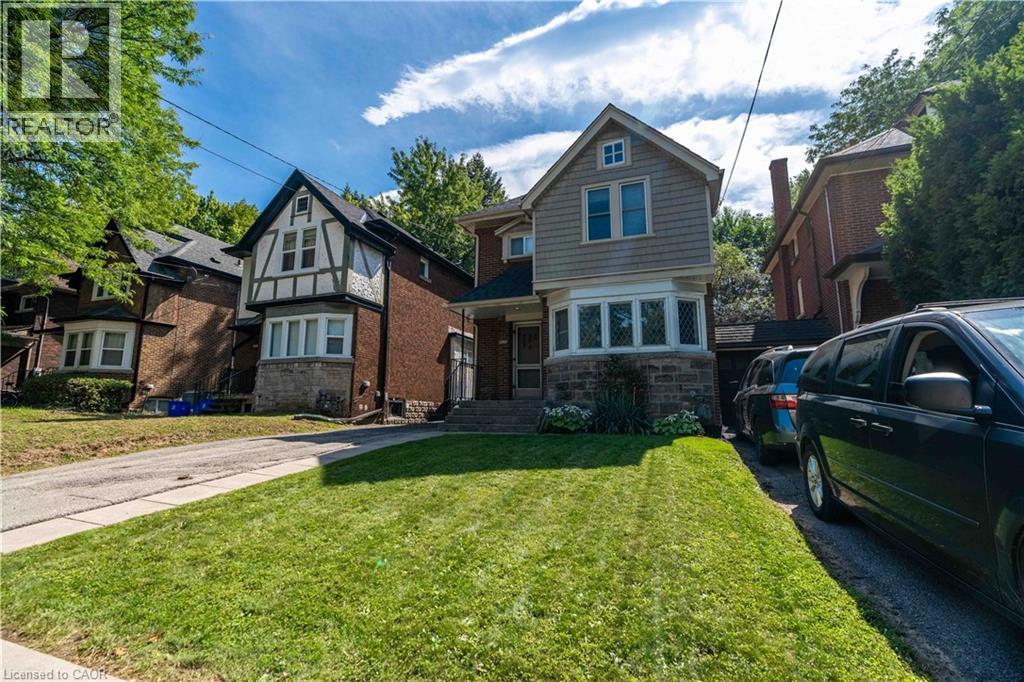 1257 KING Street W photo 3