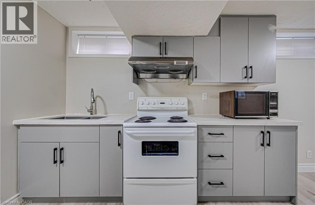 155 Highbrook Street, Kitchener, Ontario  N2E 3P5 - Photo 24 - 40865363