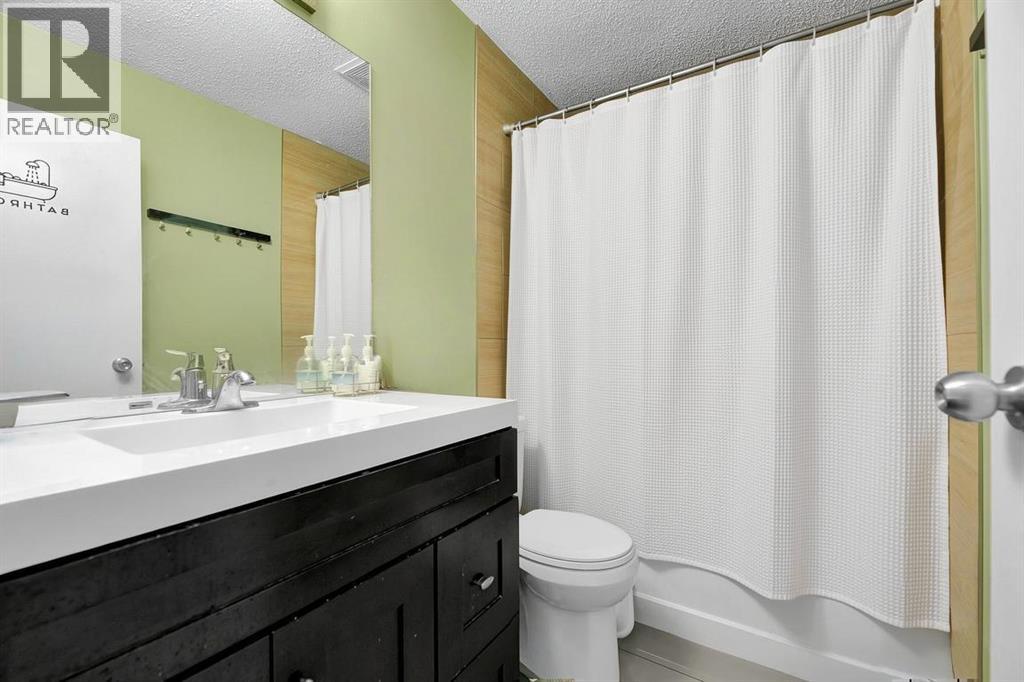 84a Cedarwood Hill SW, Calgary, Alberta  T2W 3H5 - Photo 10 - A2345041
