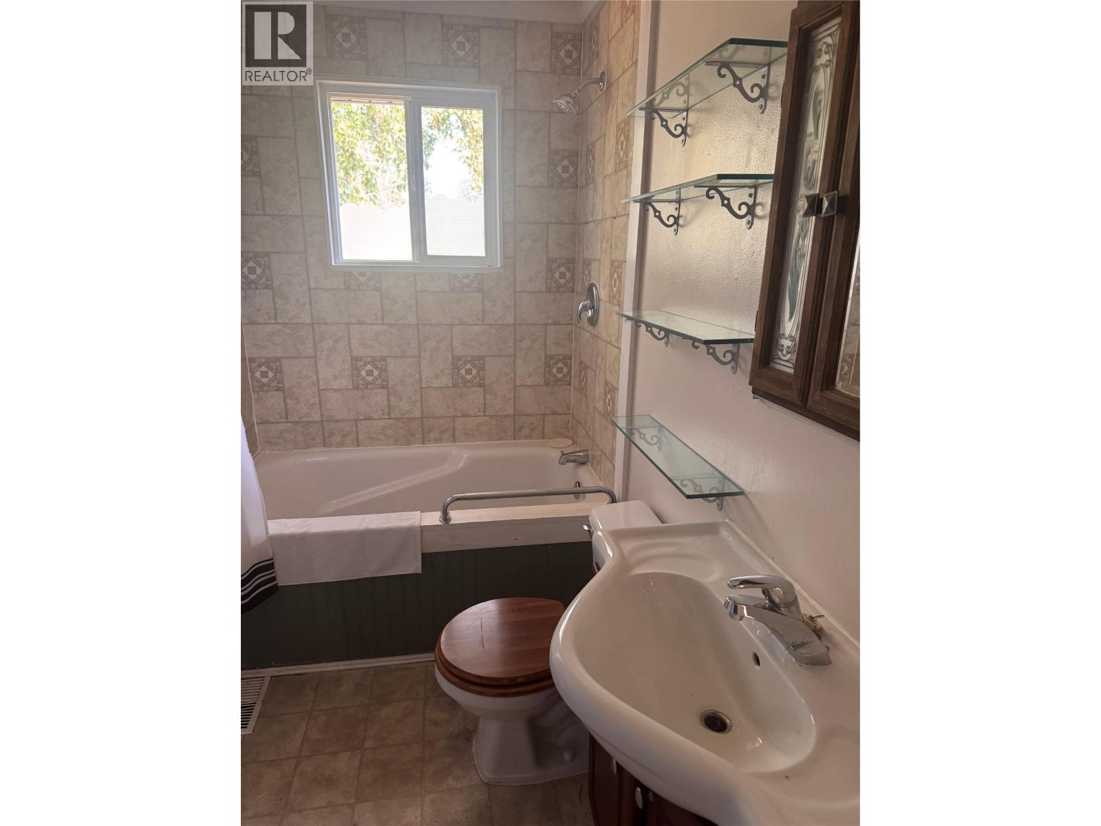 picture 24