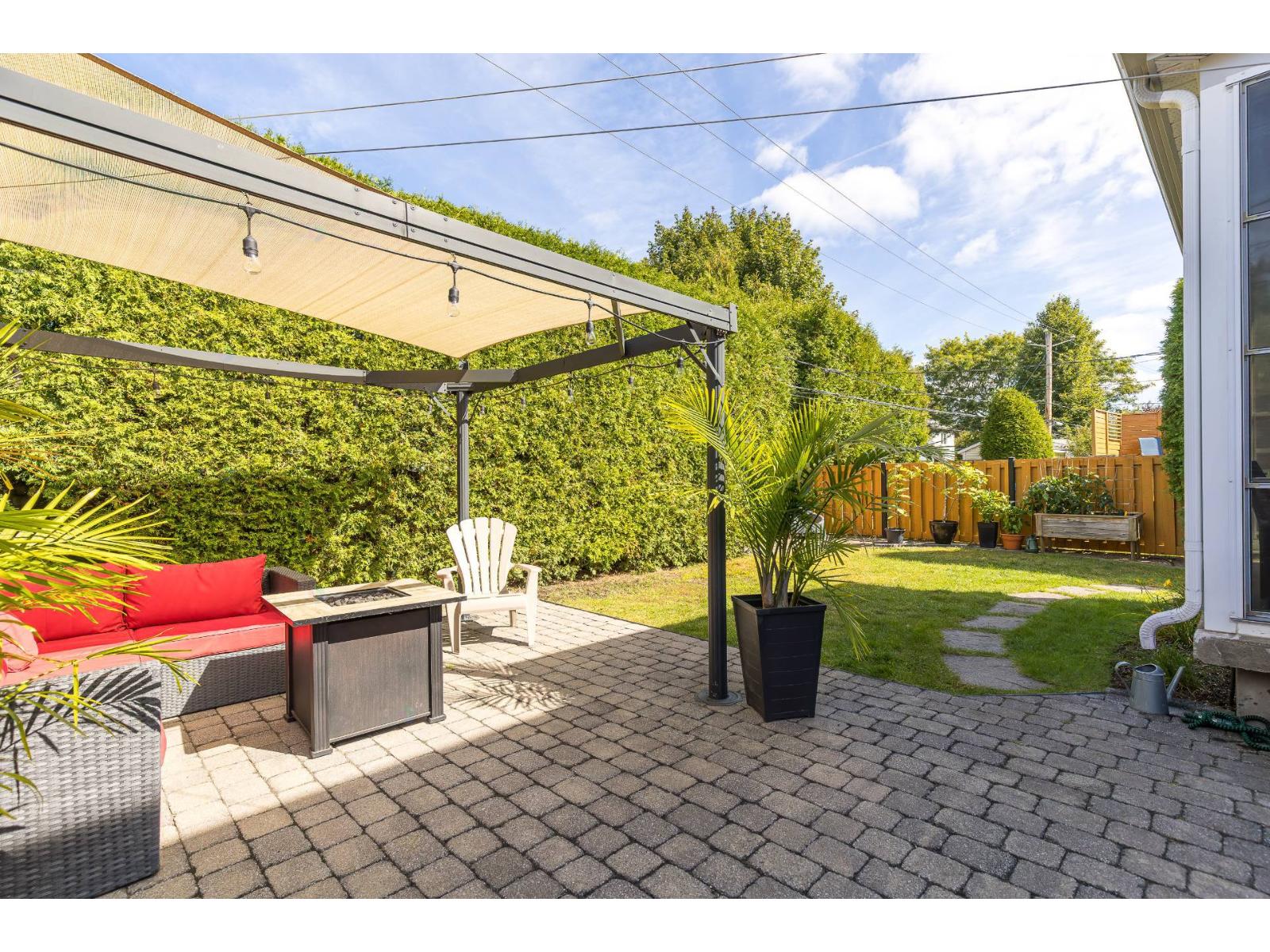 2621 Rue Aubert Longueuil (Le Vieux-Longueuil) Quebec Canada J4M2L4 4