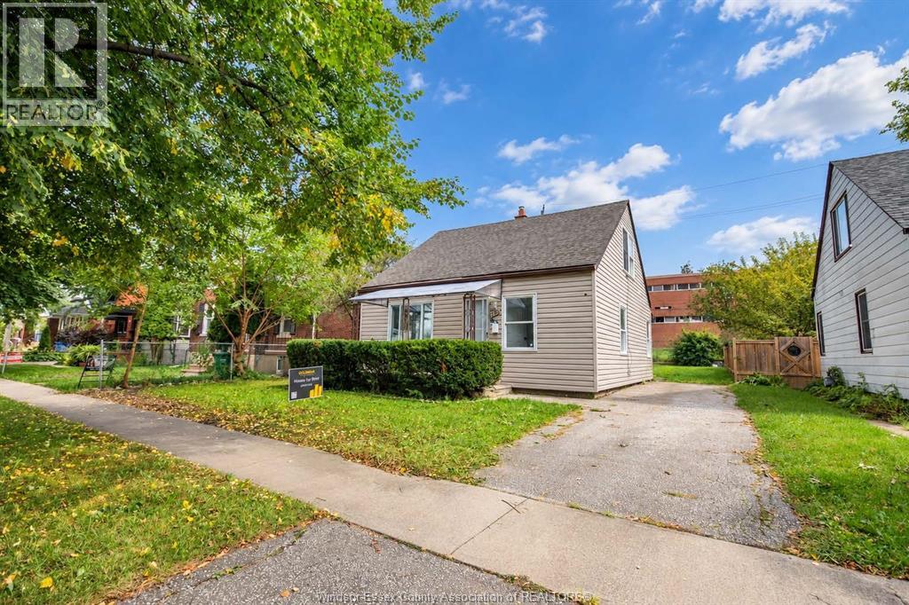 3272 EDISON STREET, Windsor, Ontario