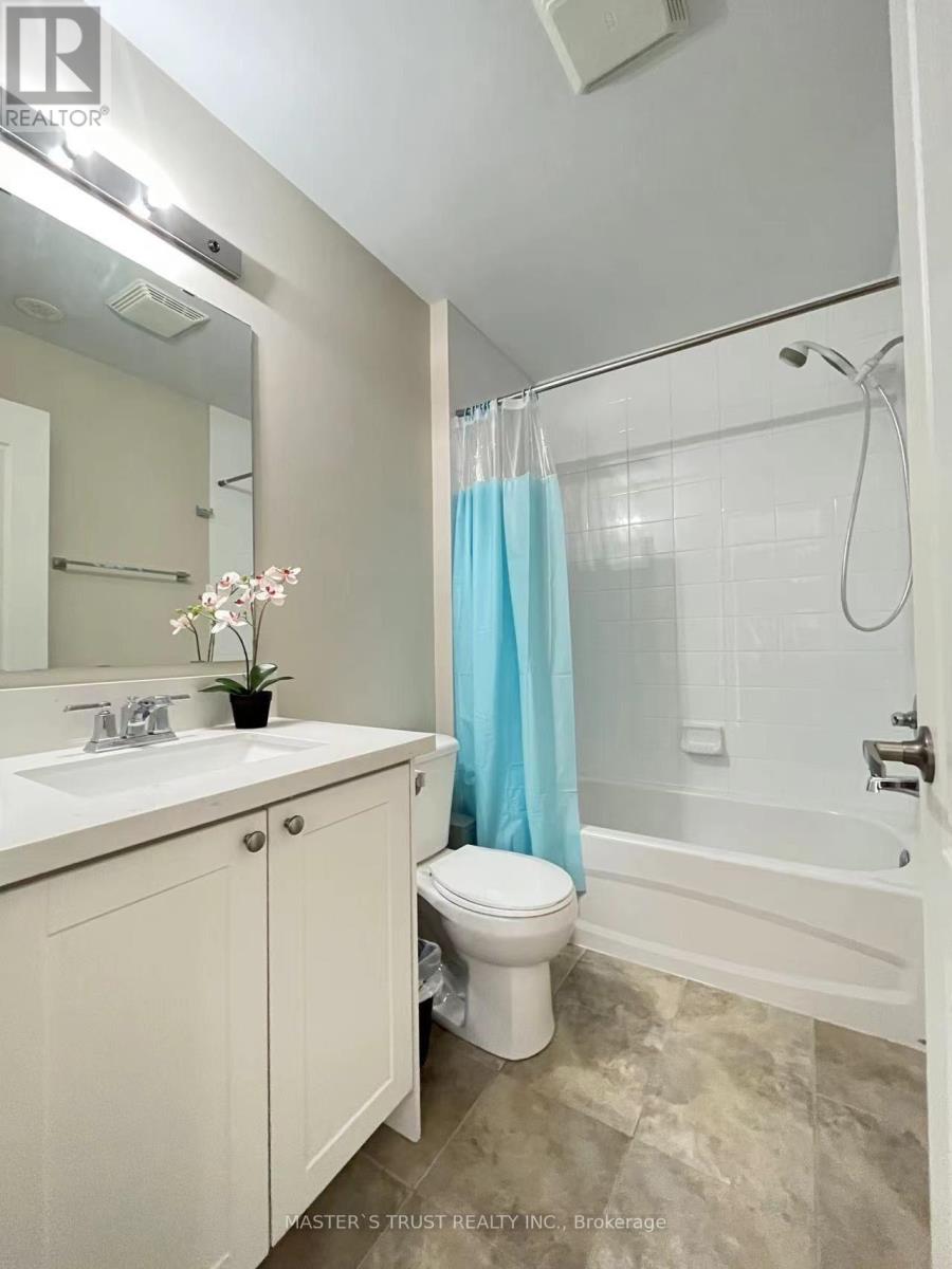 33 Walter Dove Court, Aurora, Ontario  L4G 0S8 - Photo 13 - N13815722
