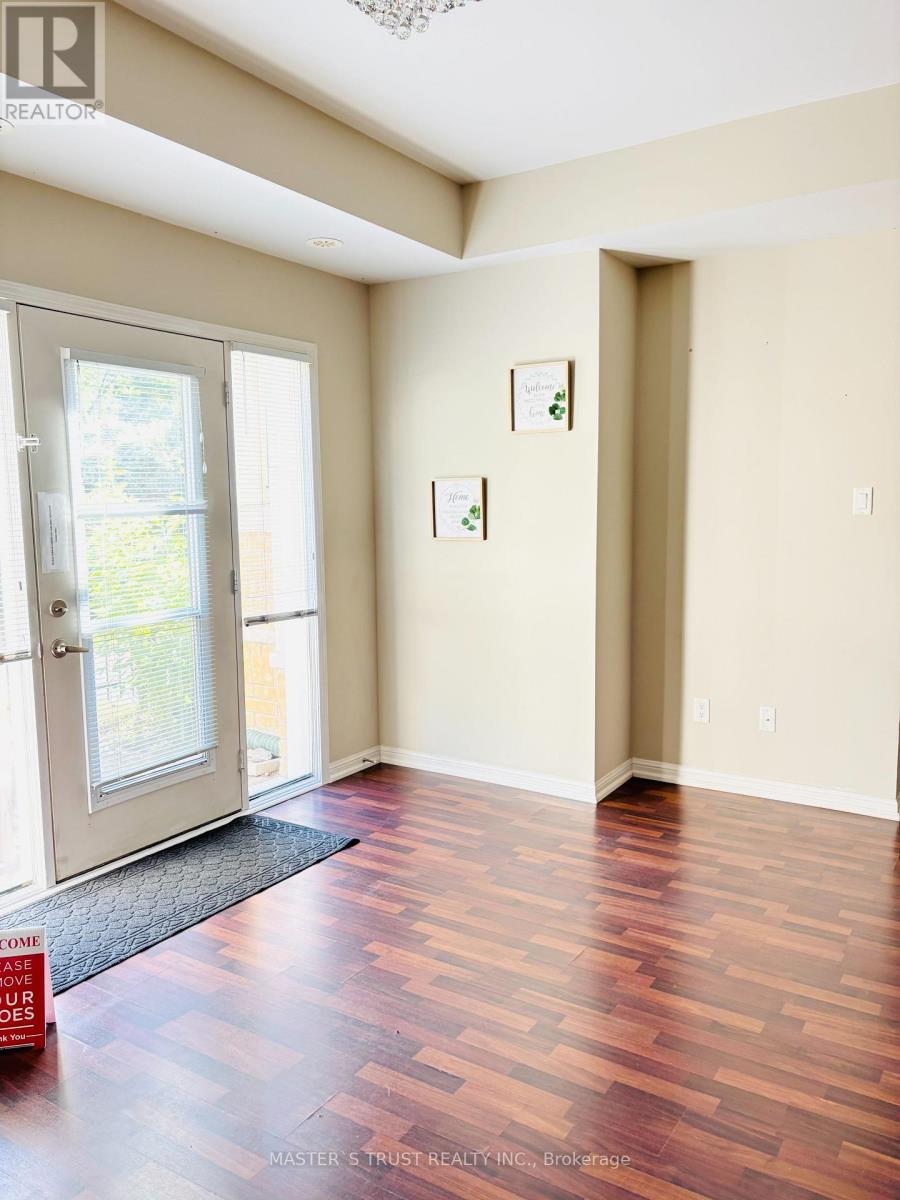33 Walter Dove Court, Aurora, Ontario  L4G 0S8 - Photo 6 - N13815722