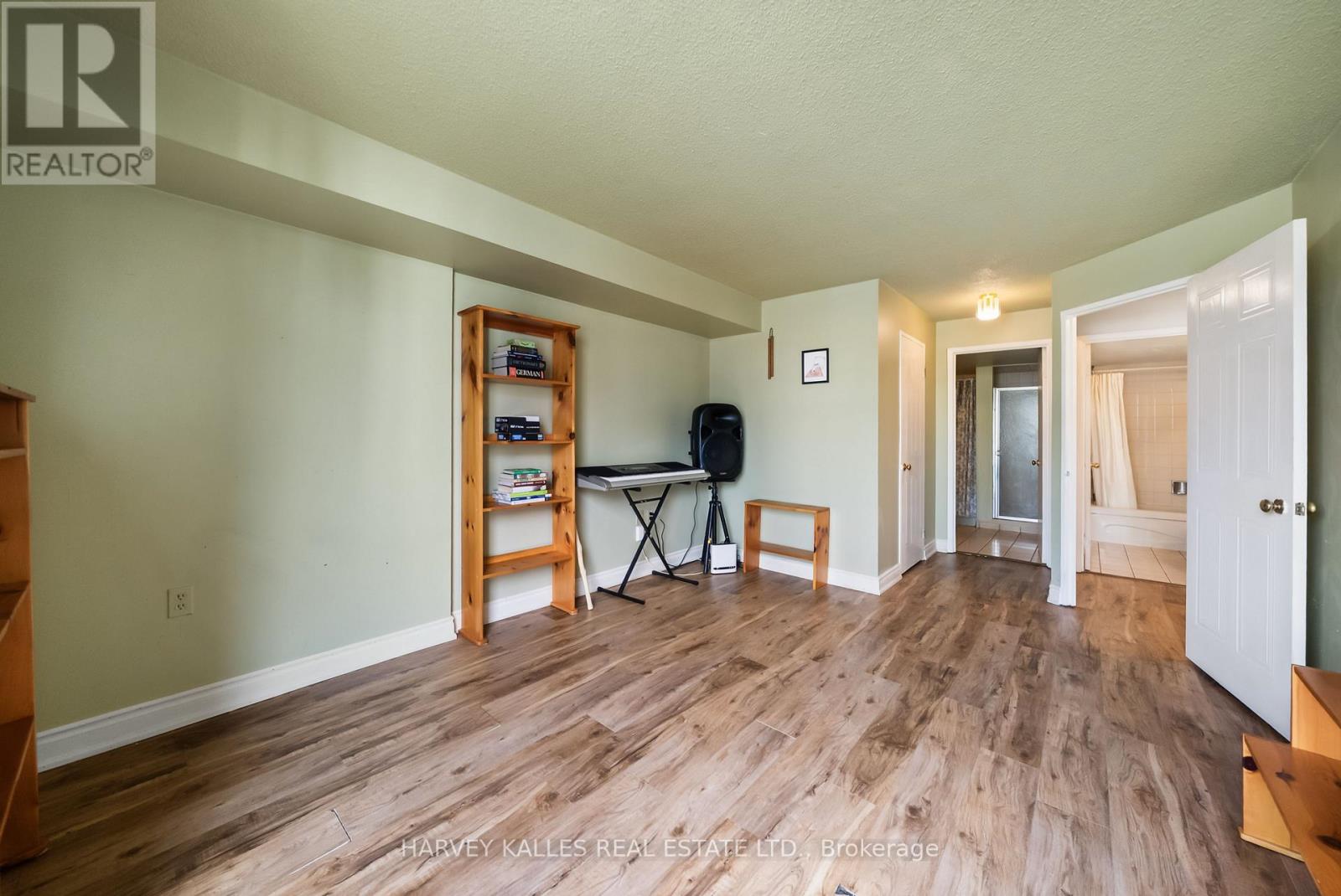 505 - 25 Fairview Road, Mississauga, Ontario  L5B 3Y8 - Photo 11 - W13821166