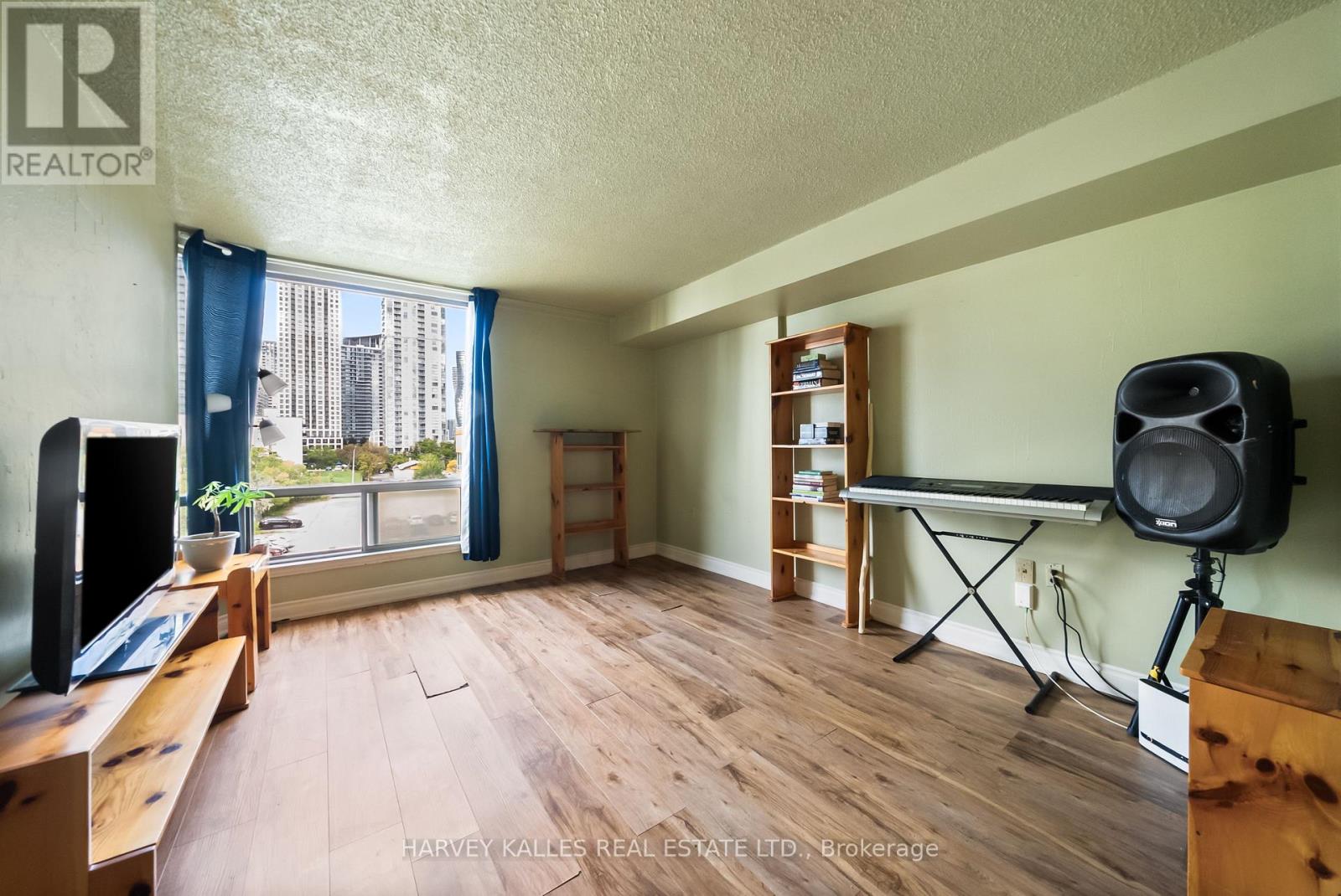 505 - 25 Fairview Road, Mississauga, Ontario  L5B 3Y8 - Photo 10 - W13821166