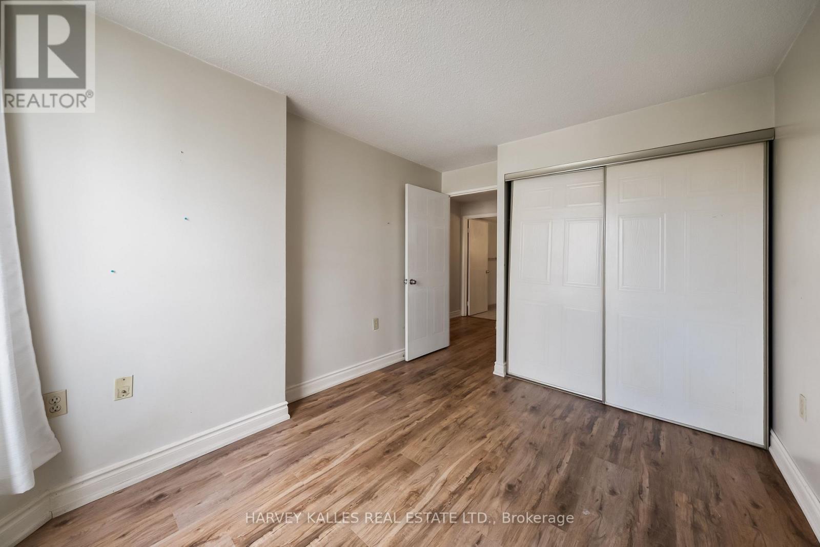505 - 25 Fairview Road, Mississauga, Ontario  L5B 3Y8 - Photo 9 - W13821166