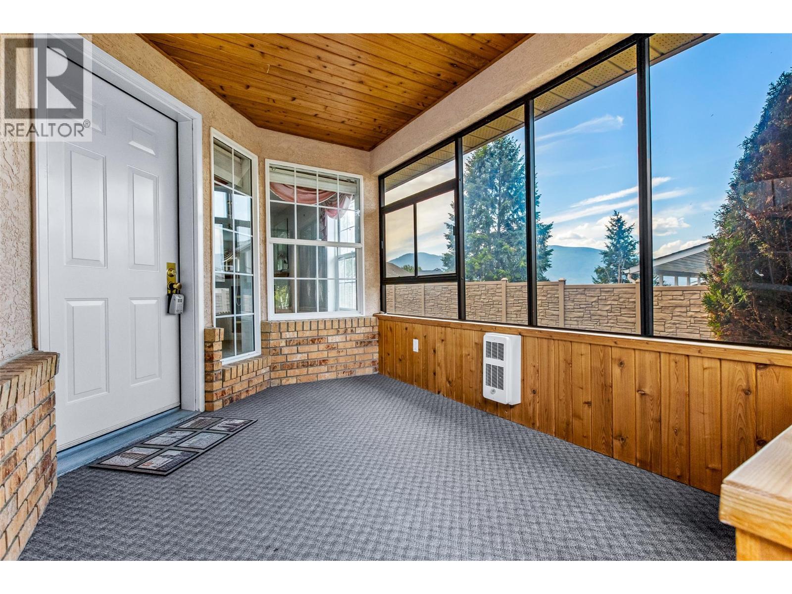 310 6th Avenue S Unit# 1, Creston, British Columbia V0B 1G3 - Photo 3 - 10400164