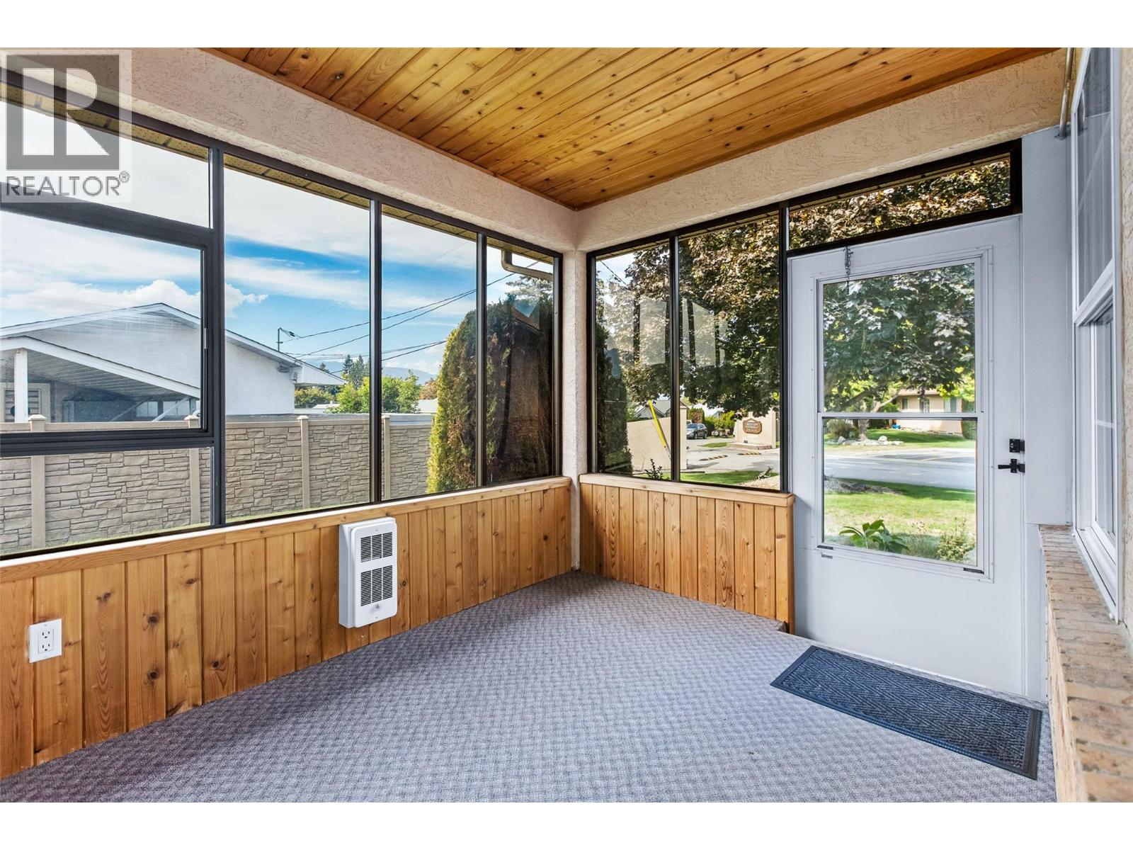 310 6th Avenue S Unit# 1, Creston, British Columbia V0B 1G3 - Photo 4 - 10400164
