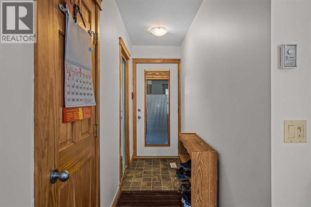 203, 404 Marten Street, Banff, Alberta  T1L 1C6 - Photo 6 - A2346610