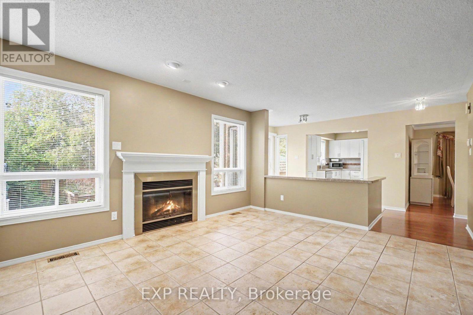 3033 Sable Ridge Drive, Ottawa, Ontario K1T 3R9 - Photo 4 - X13821256