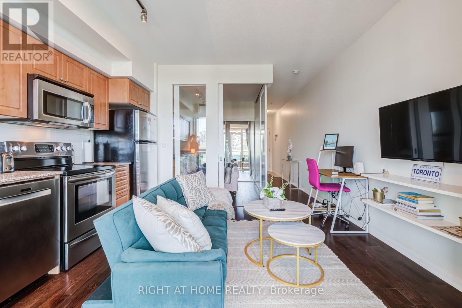 771 - 209 Fort York Boulevard, Toronto, Ontario M5V 4A1 - Photo 12 - C13821226