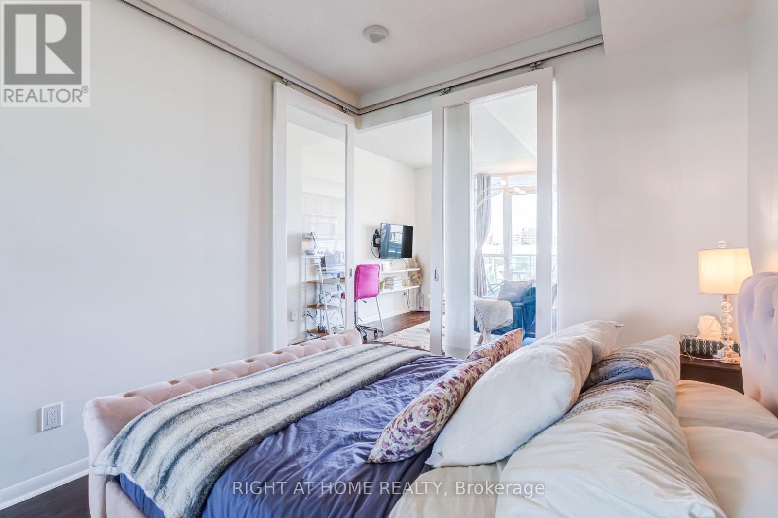 771 - 209 Fort York Boulevard, Toronto, Ontario M5V 4A1 - Photo 17 - C13821226