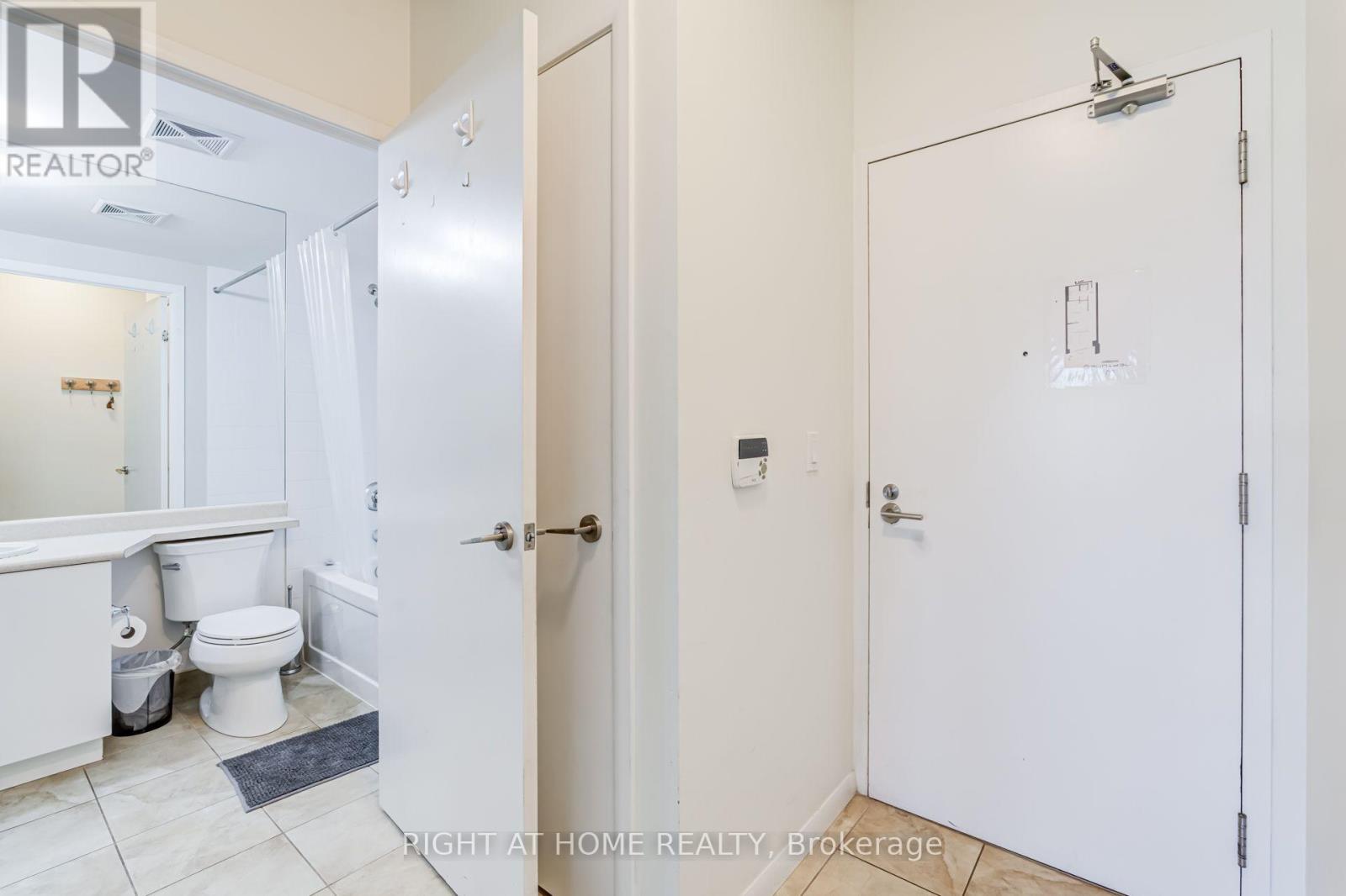 771 - 209 Fort York Boulevard, Toronto, Ontario M5V 4A1 - Photo 18 - C13821226