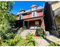 LOWER - 263 GRACE STREET, Toronto, Ontario