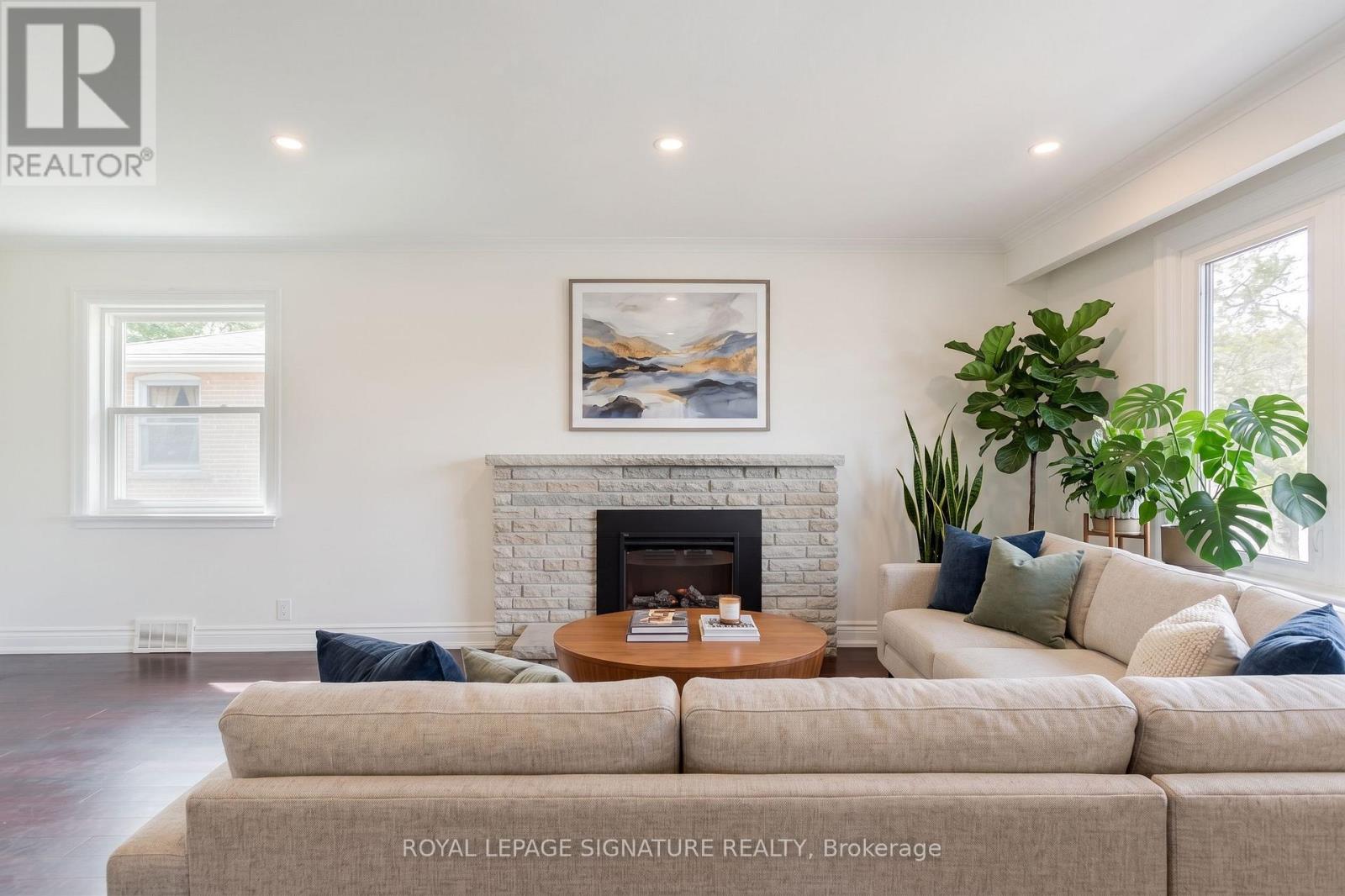 Main - 91 Bishop Avenue, Toronto, Ontario  M2M 1Z5 - Photo 3 - C13821252