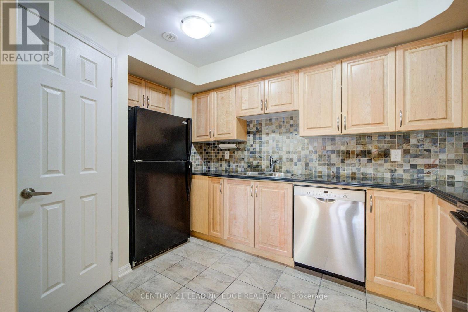 17 - 40 Mendelssohn Street, Toronto, Ontario  M1L 0G8 - Photo 12 - E13821270