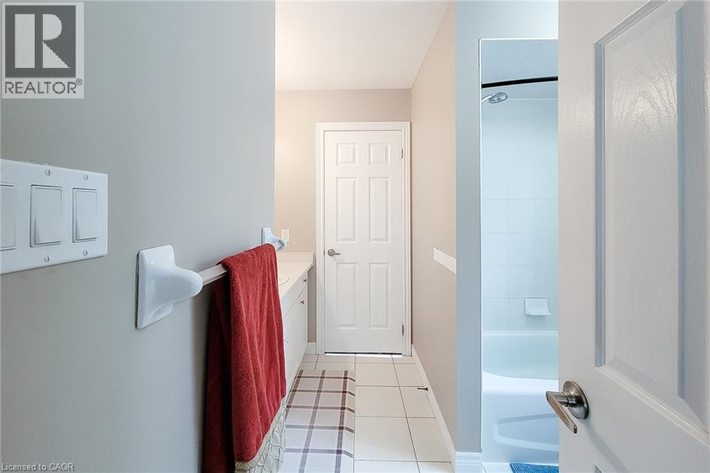 214 Cloverleaf Drive, Ancaster, Ontario  L9K 1T4 - Photo 39 - 40866119