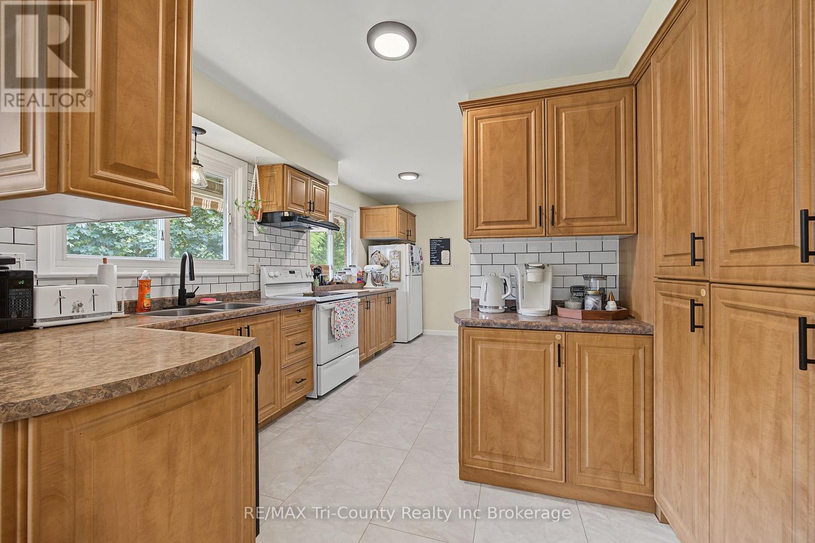 9 Parkside Drive, Tillsonburg, Ontario  N4G 4A1 - Photo 17 - X13819292